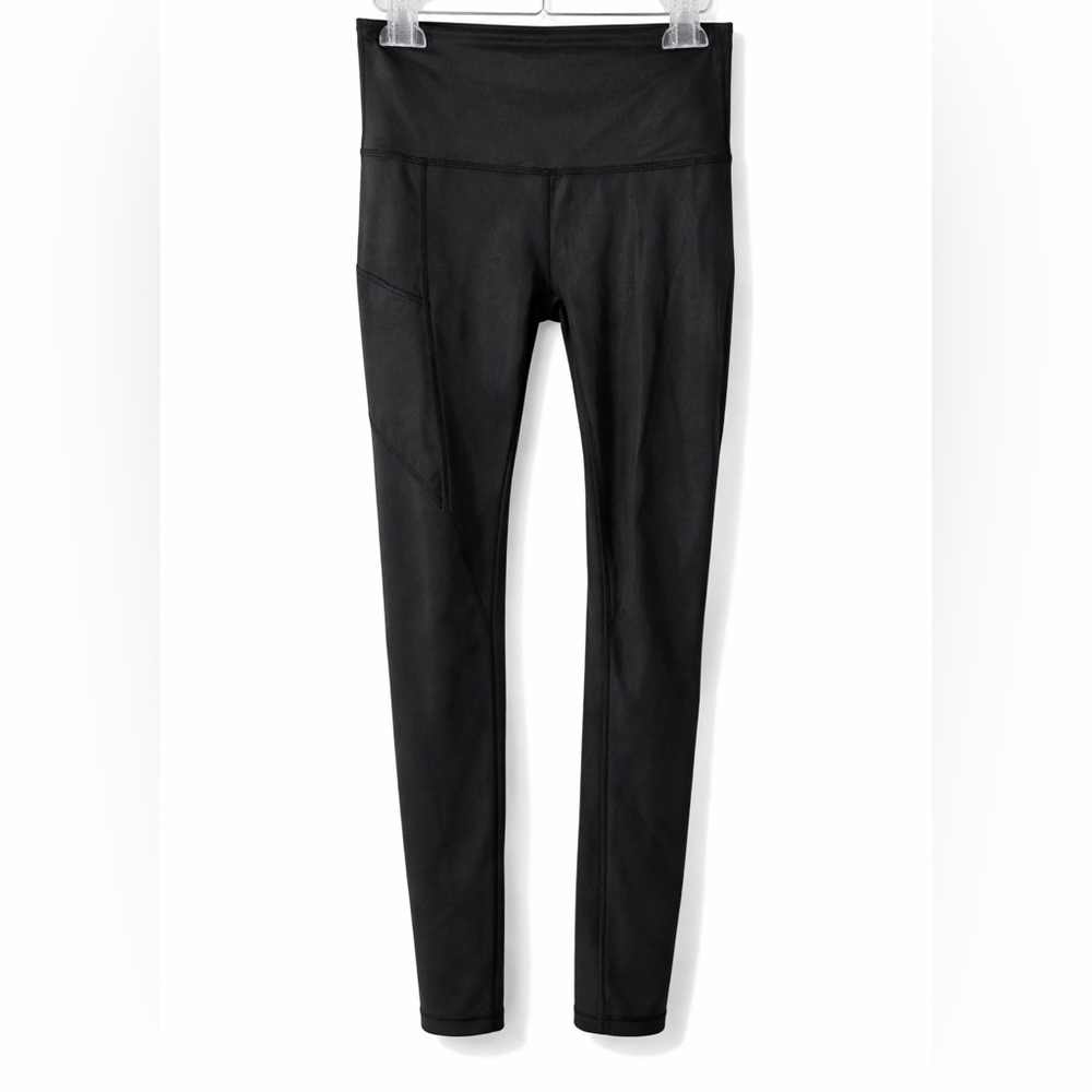 Shiny Black Lululemon Leggings